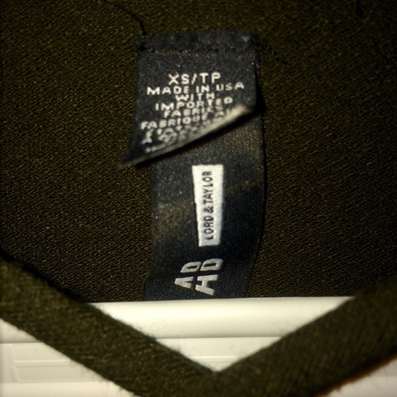 Lord and Taylor criss cross bodysuit NWOT XS - Picture 3 of 5